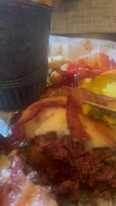 Jim Brady's - American Near Me - Royal Oak, Michigan