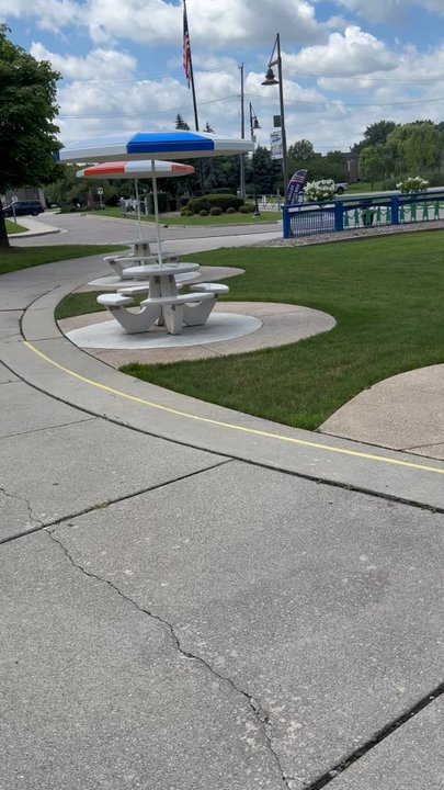 Waldenburg Park - This space was wasted and it's been turned into a beautiful grassy picnic area. - Playgrounds Near Me - Macomb, Michigan