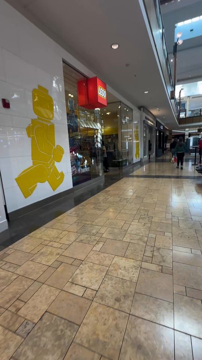 The Lego Store - Toy Stores Near Me - Des Peres, Missouri