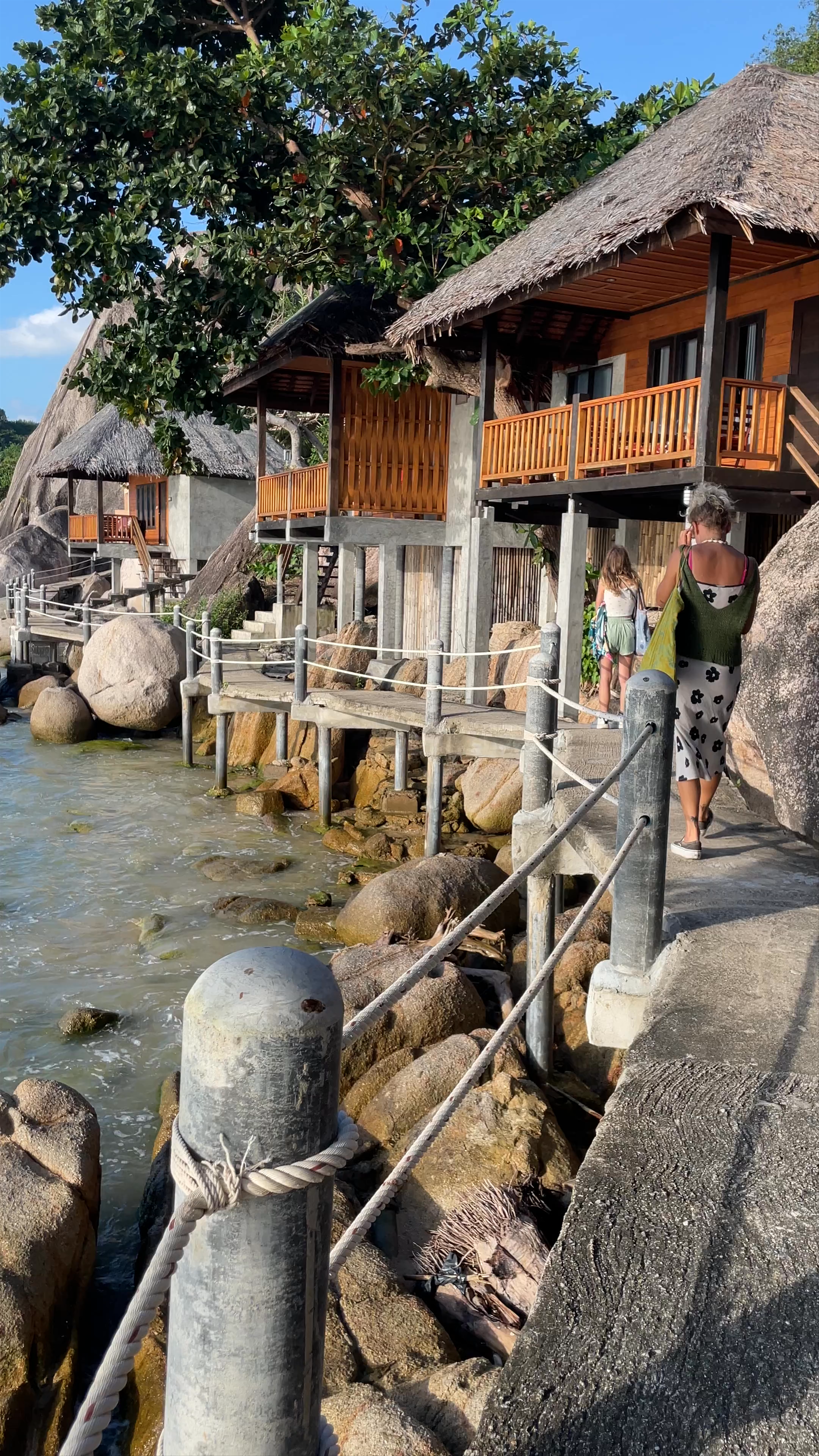 Taa Toh Lagoon: Serene Coastal Haven on Ko Tao, Thailand