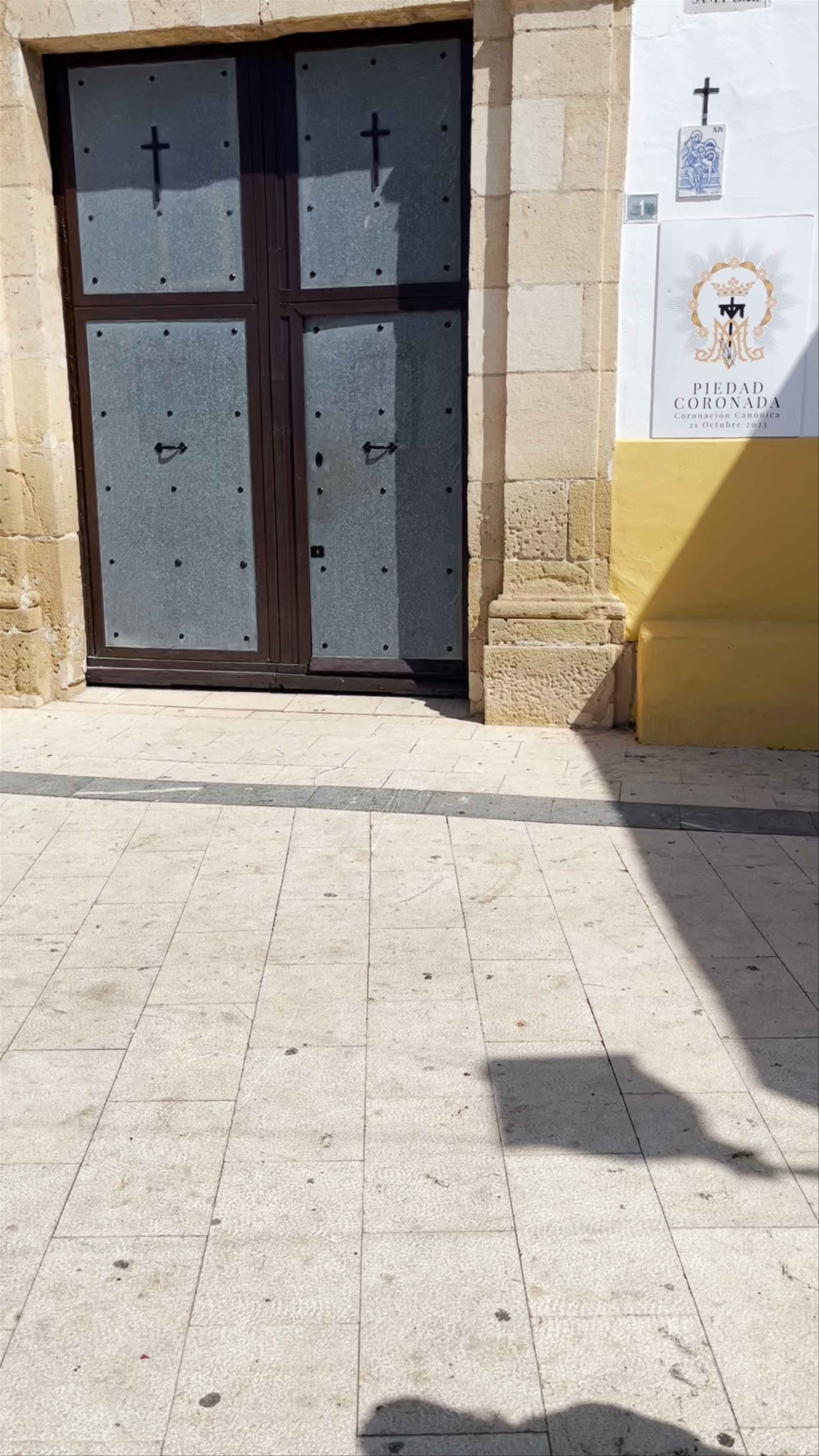 Ermita Santa Cruz: Historic Spiritual Charm in Alicante