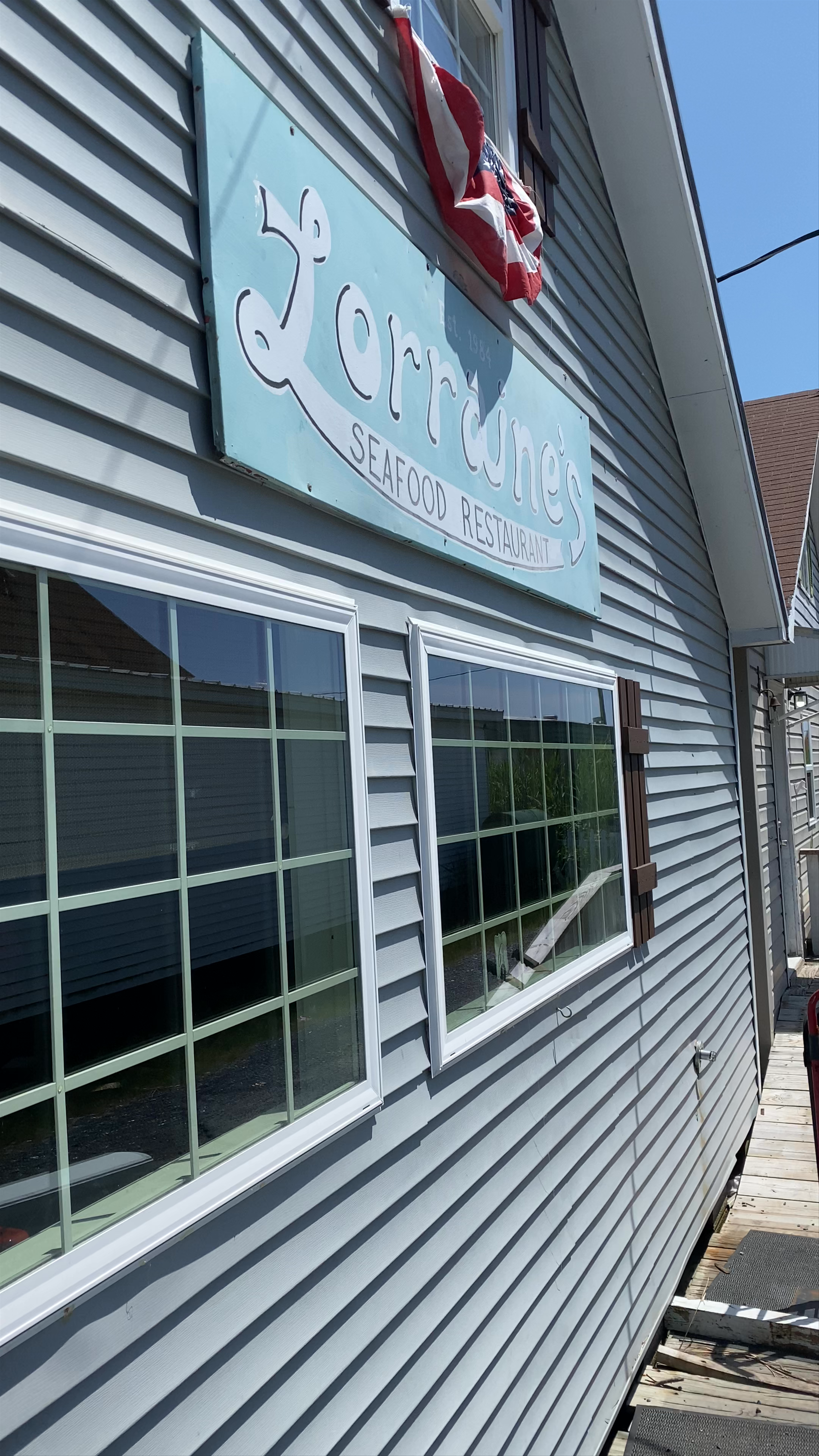 Lorraine's Seafood Restaurant