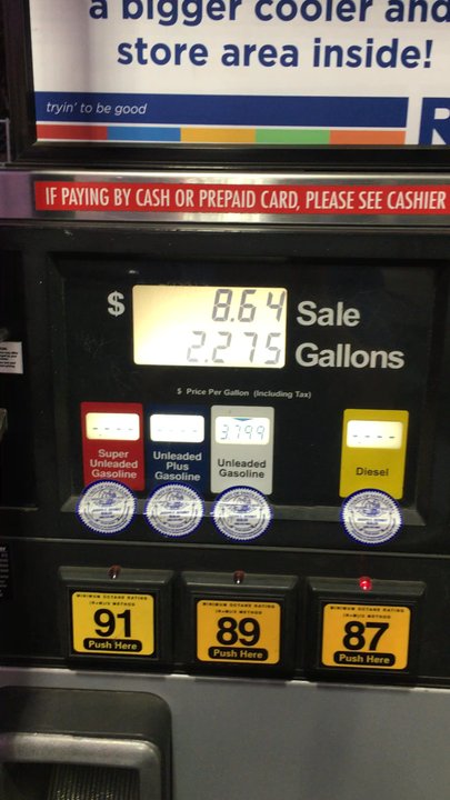 Rotten Robbie - Going to take 30 minutes to fill up my tank. :( - Gas Stations Near Me - Los Gatos, California