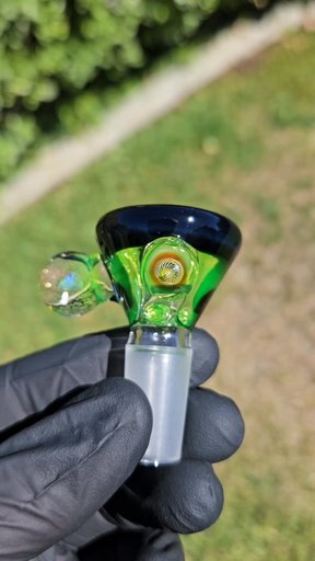 Preview pic of 👽🌀🛝 Heavy Ions