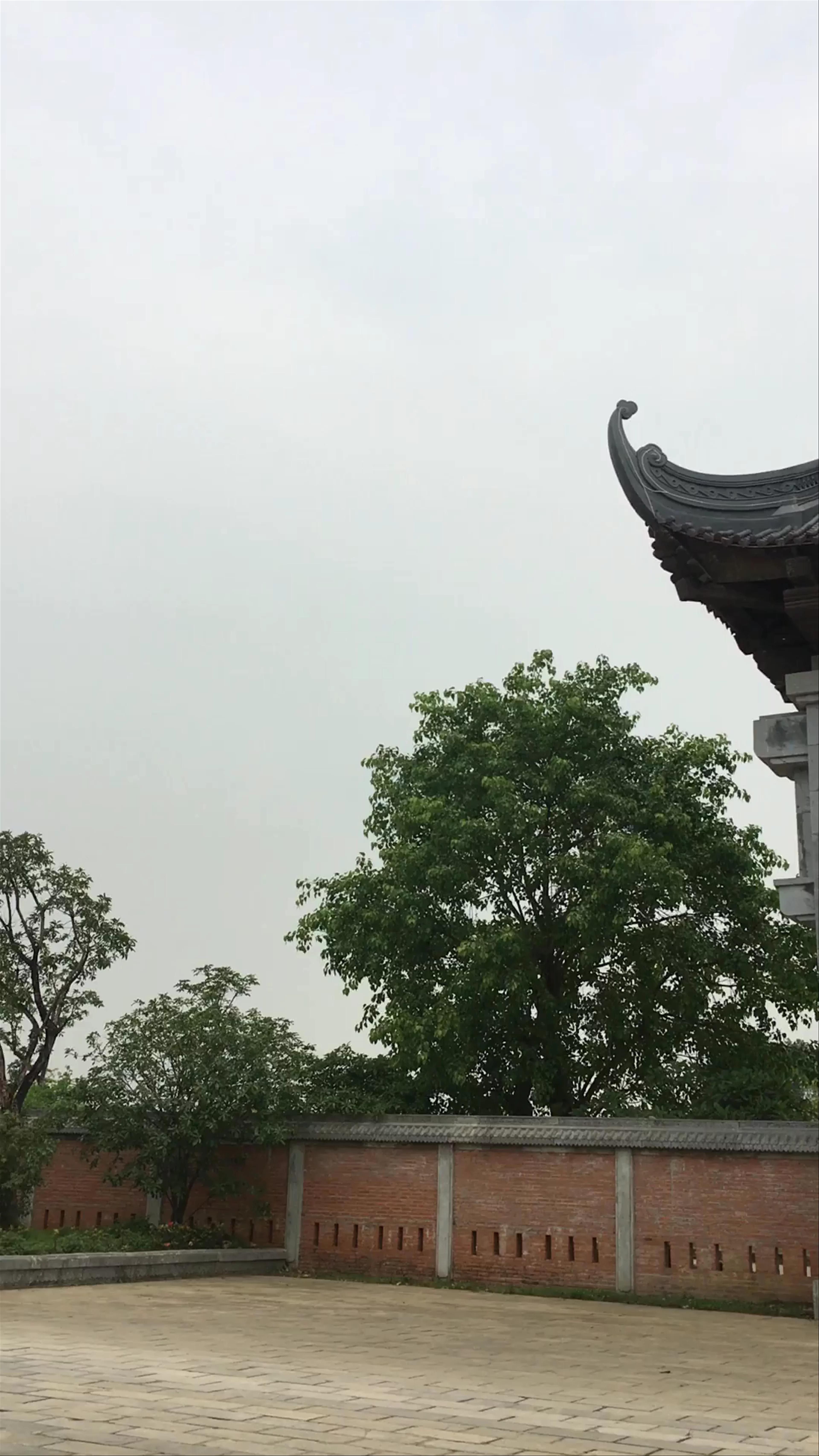 Lầu Chuông, Gia Sinh, Gia Viễn District