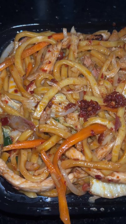 Golden Pot - Chicken lo mein - Chinese Near Me - McKinney, Texas