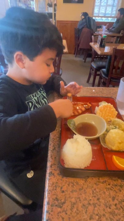 Tokyo Restaurant - Sushi Bars Near Me - Redlands, California