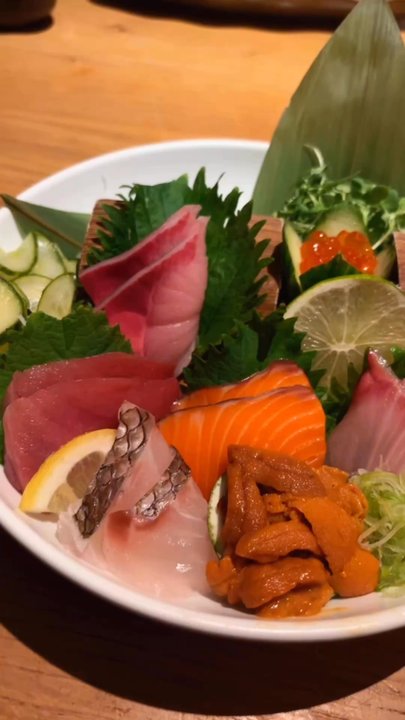Gi-Jin - 100000/10! Gi-Jin is one of the best sushi spots PERIOD. If you love sushi this is the place to go. Fresh, tasty, authentic! - Sushi Bars Near Me - Pittsburgh, Pennsylvania