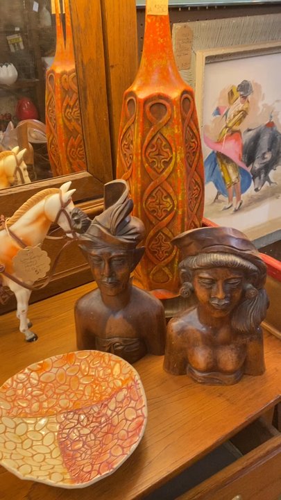 Antiques & Things - Many vendors here at A&T have great MCM items. Check them out. - Antiques Near Me - Albuquerque, New Mexico