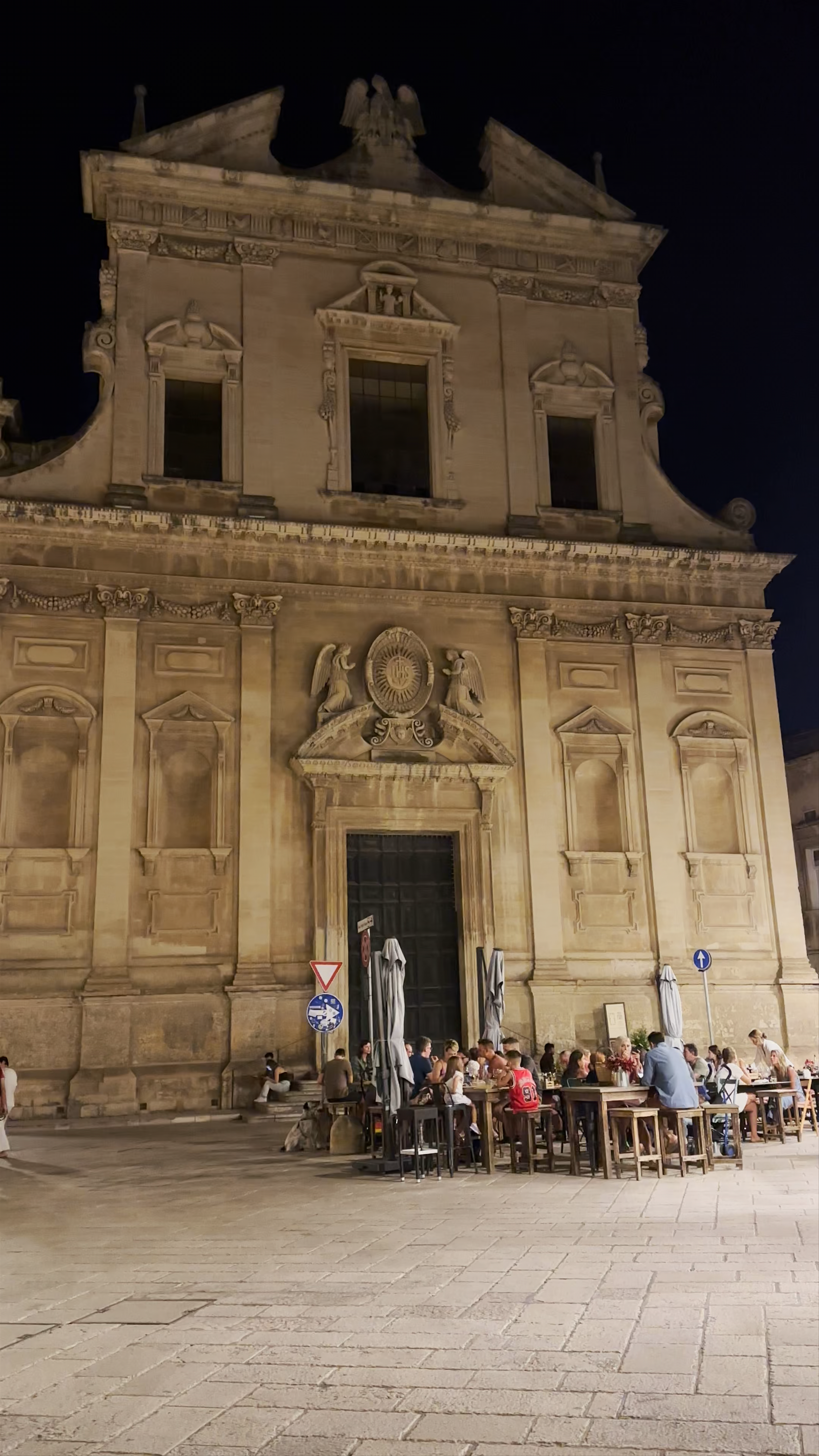 Piazzetta Sigismondo Castromediano