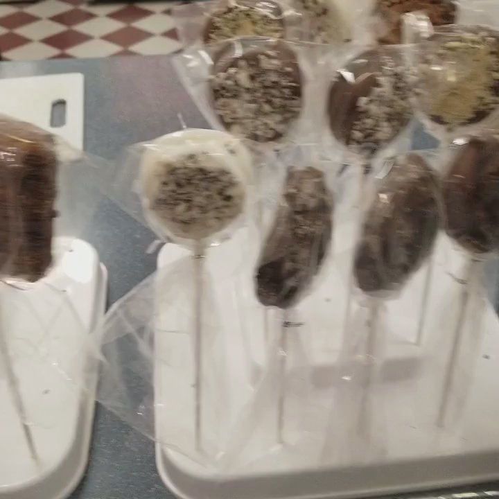 Sweettasten Apples - Candy Stores Near Me - Jackson, Mississippi