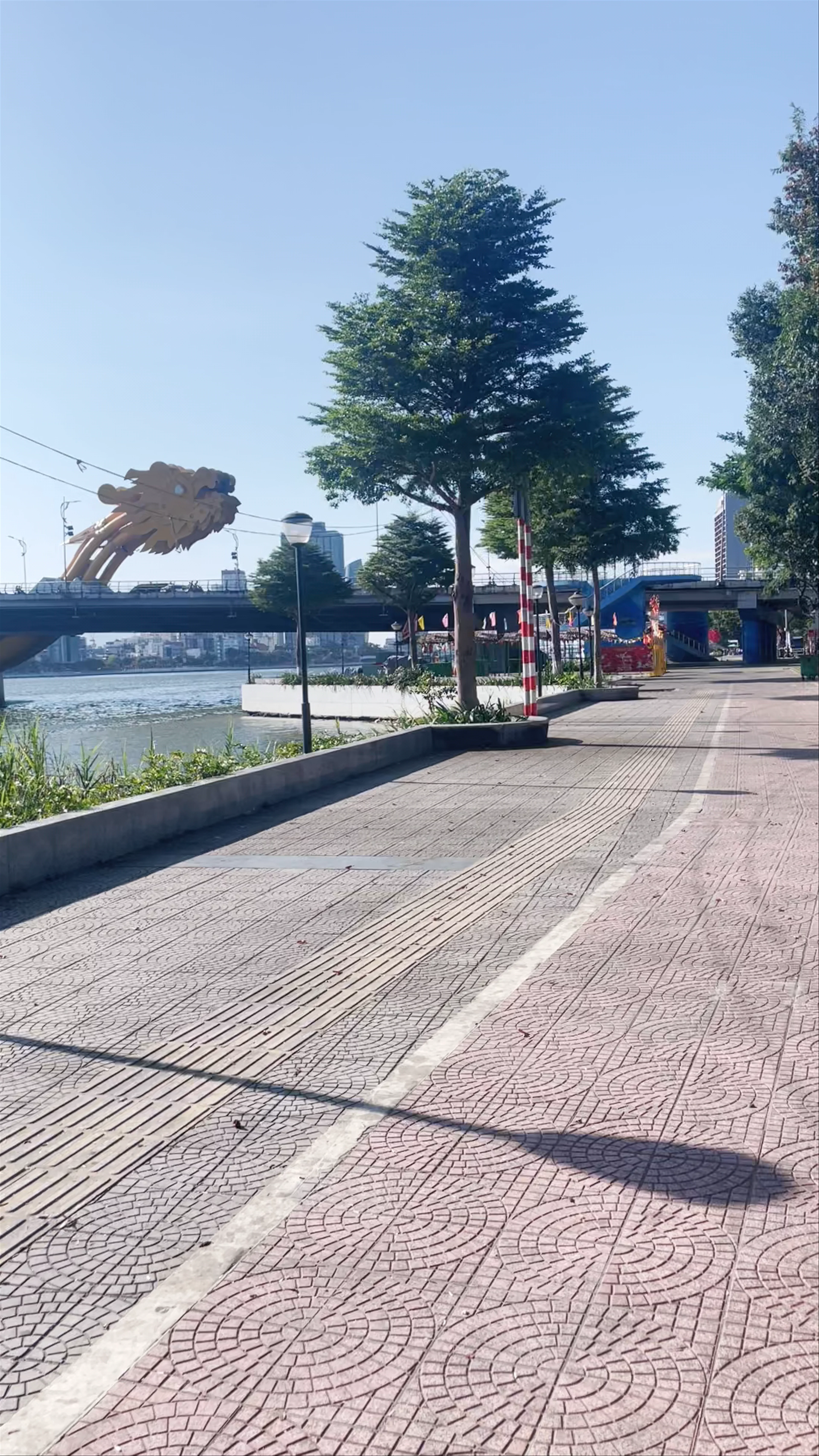 Dragon Bridge