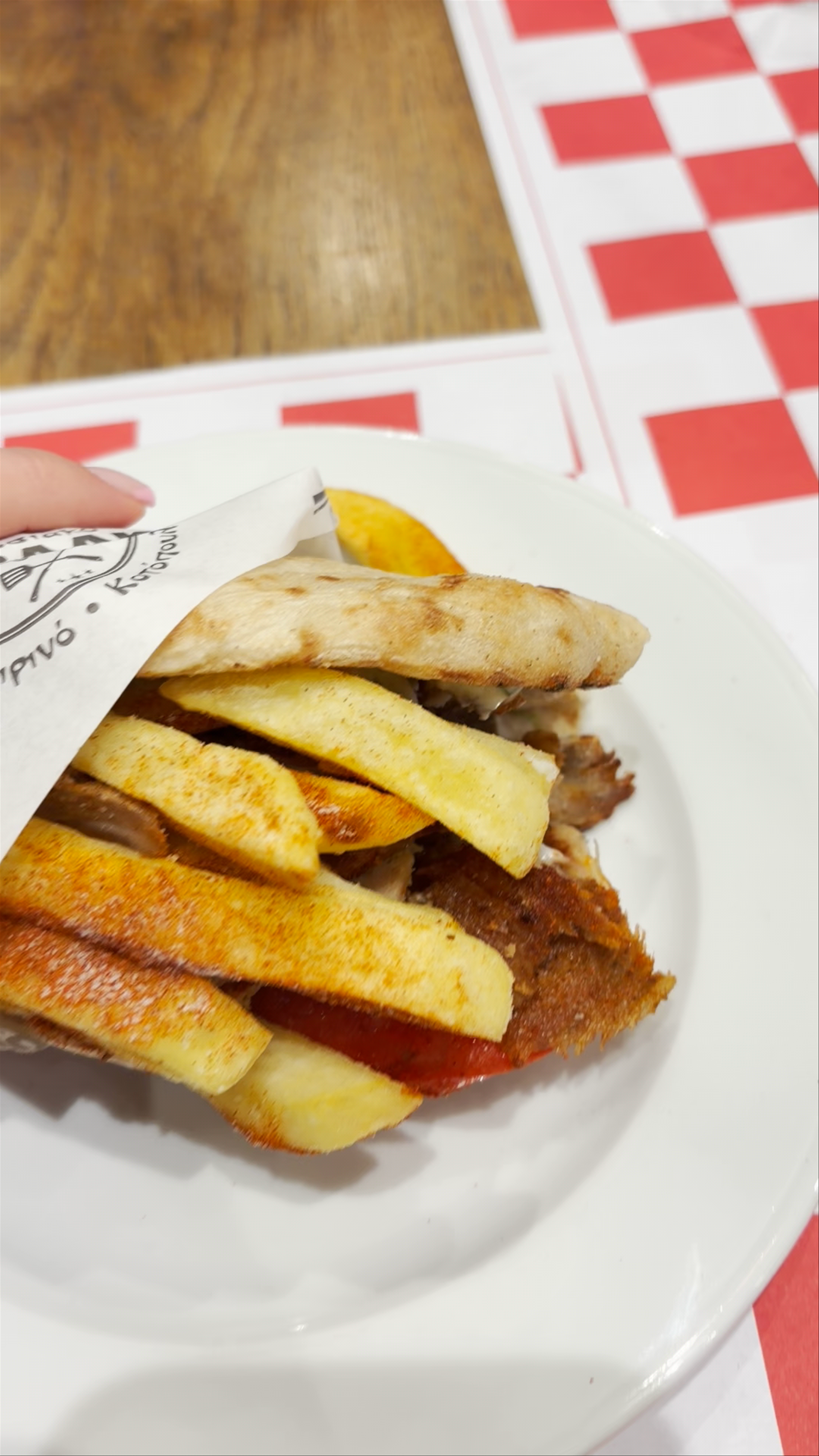 Porto Grill Piraeus: Savoring Greek Street Food Classics