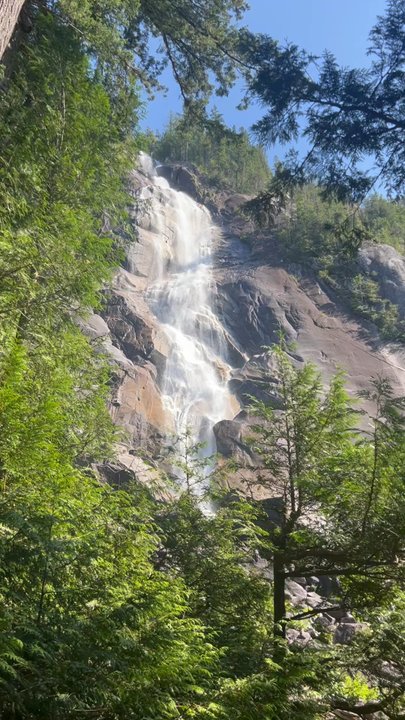 Shannon Falls Provincial Park - Parks Near Me - Squamish, British Columbia