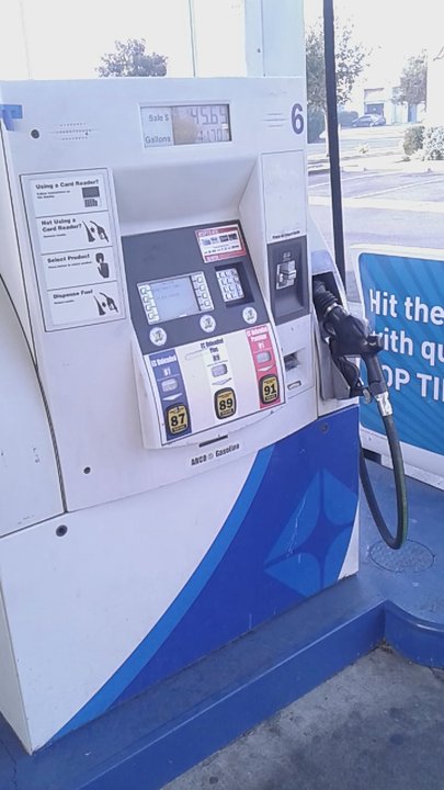 ampm - Pumps don't work - Convenience Stores Near Me - Fairfield, California