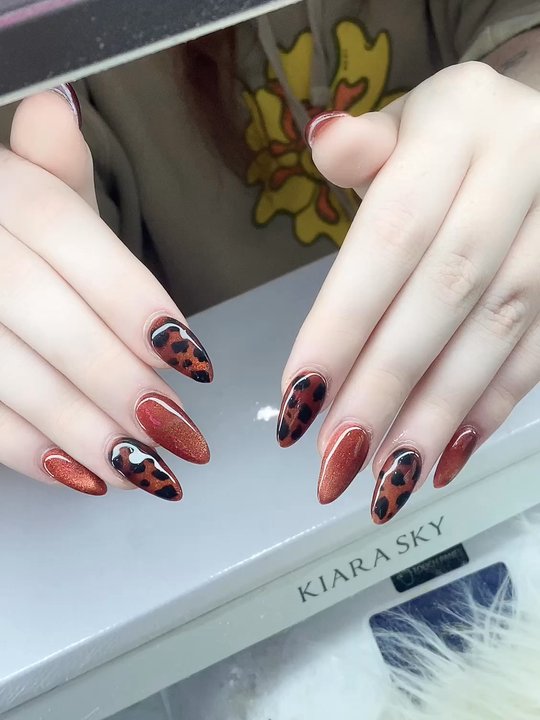 Yvonne's Nails - cat eye set - Nail Salons Near Me - Fremont, California