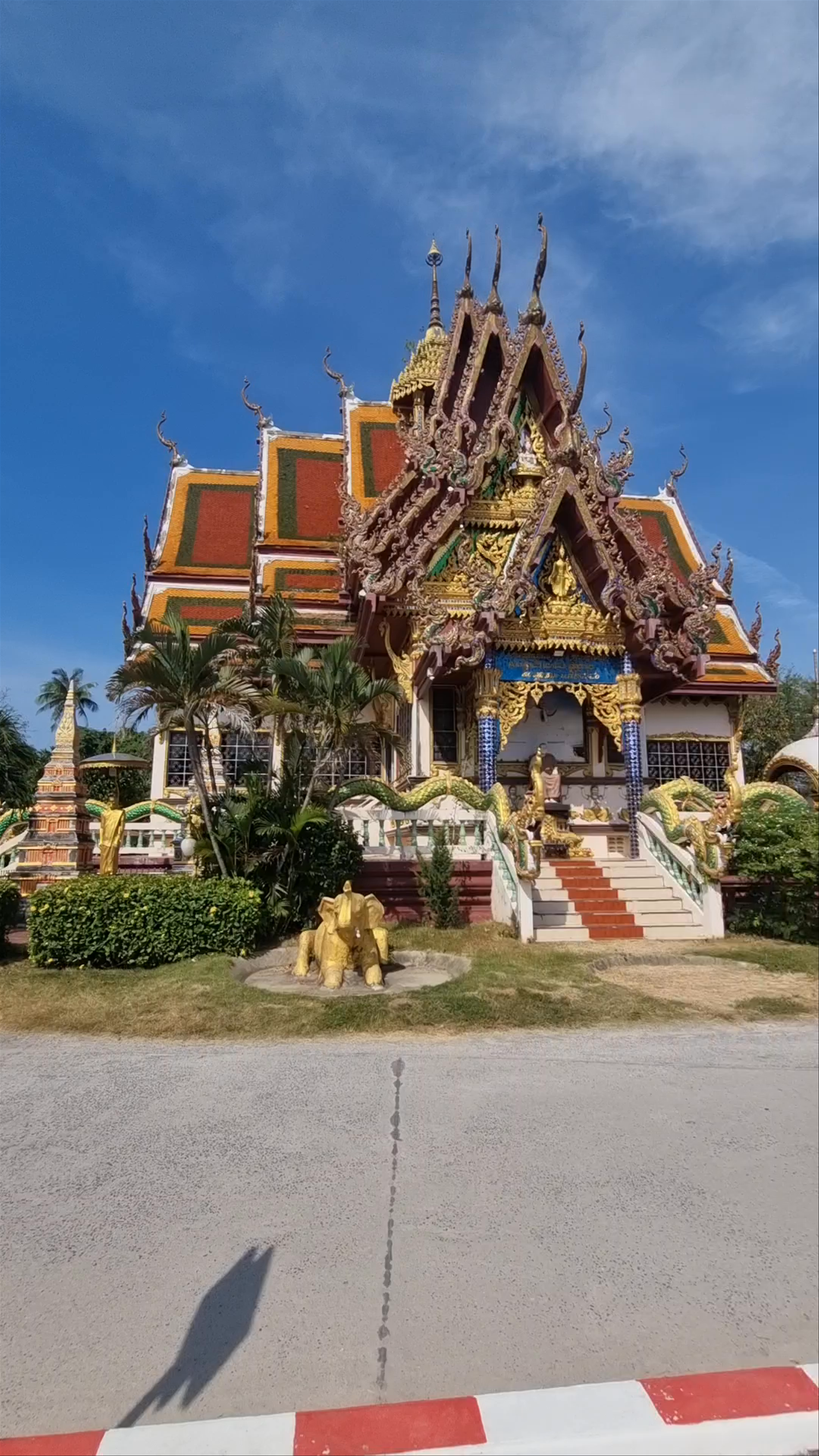Wat Laem Suwannaram