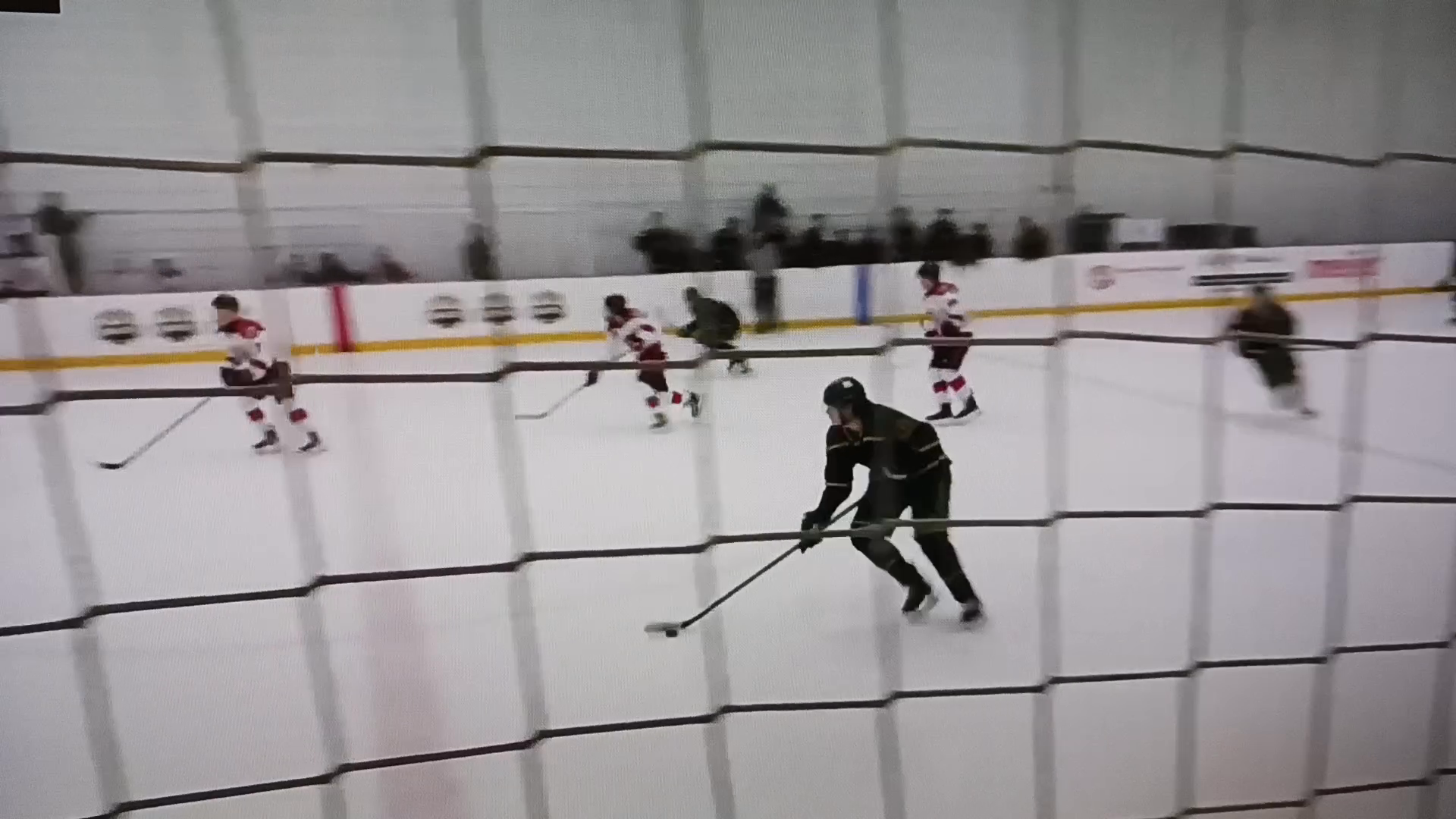 Surgical takeaway and stealthy assist from left wing (USPHL Premier)