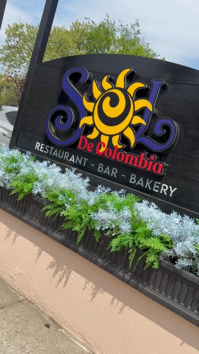 Sol De Colombia - Bakeries Near Me - Bayside, New York