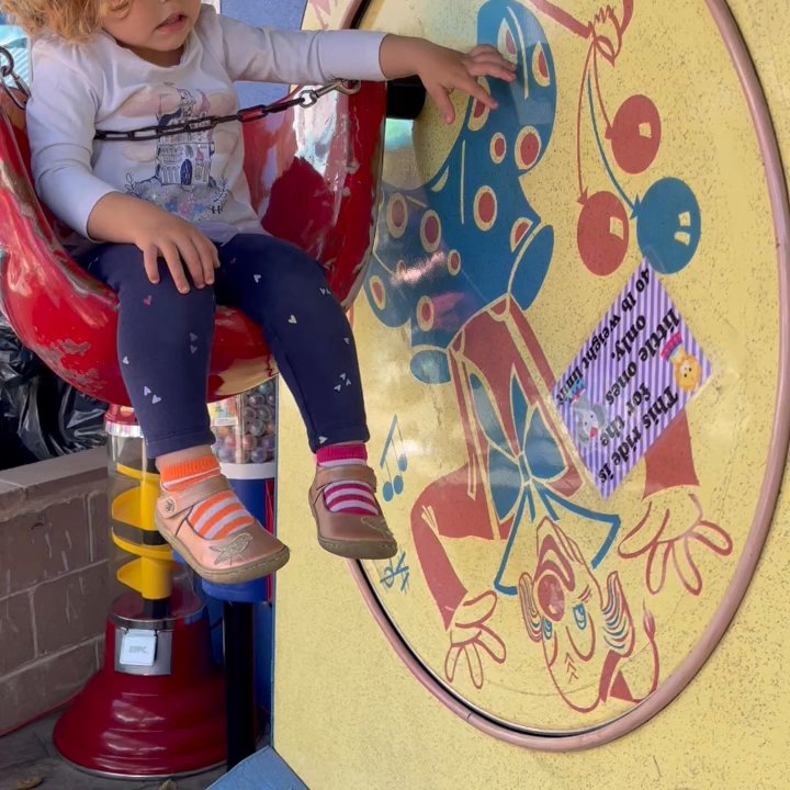 Pixieland Amusement Park - Ferris wheel for littles - Amusement Parks Near Me - Concord, California