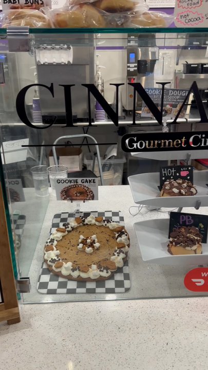 Cinnaholic - Bakeries Near Me - Virginia Beach, Virginia