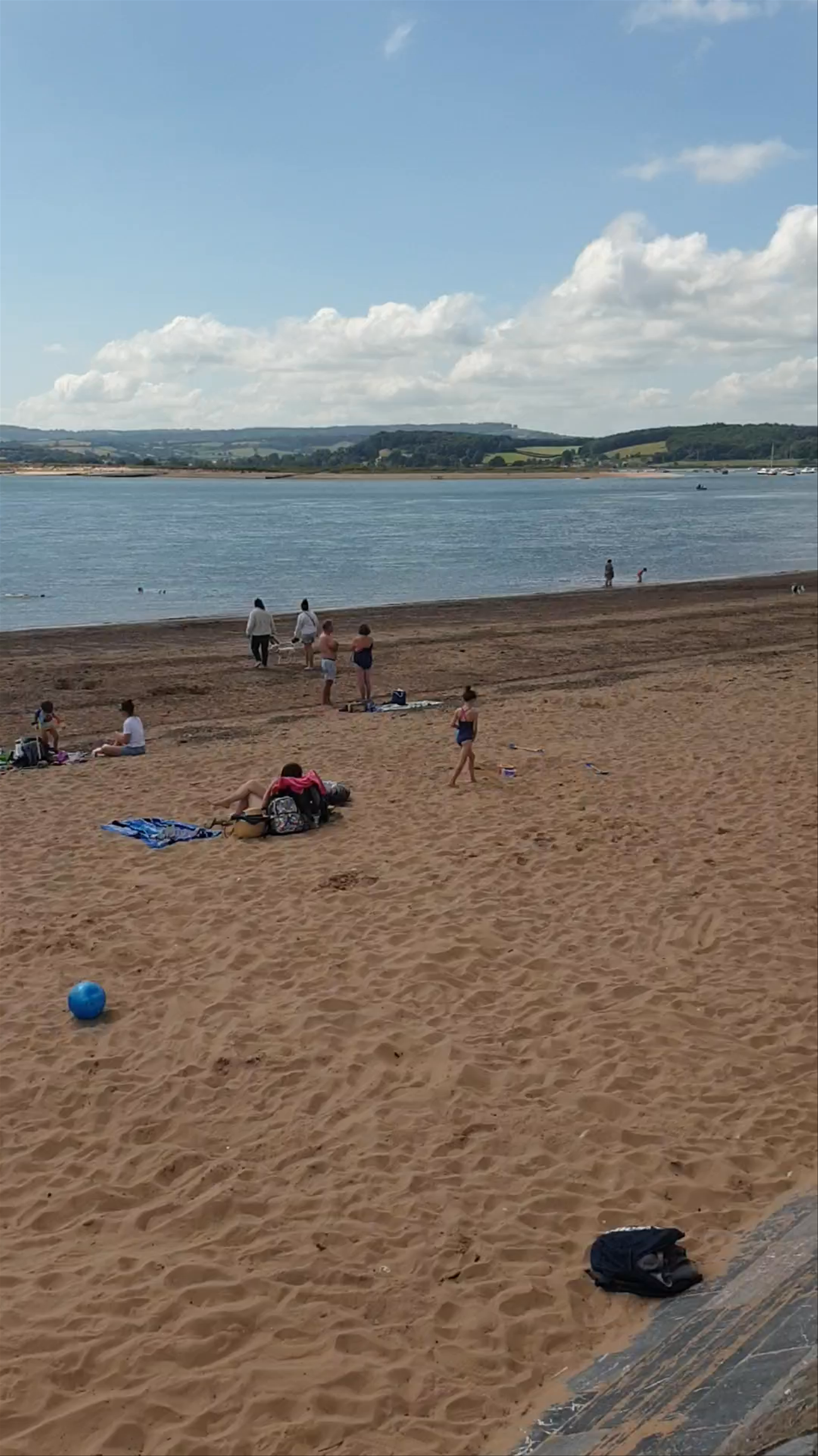 Exmouth Beach: Serene Coastal Escape in Devon, UK