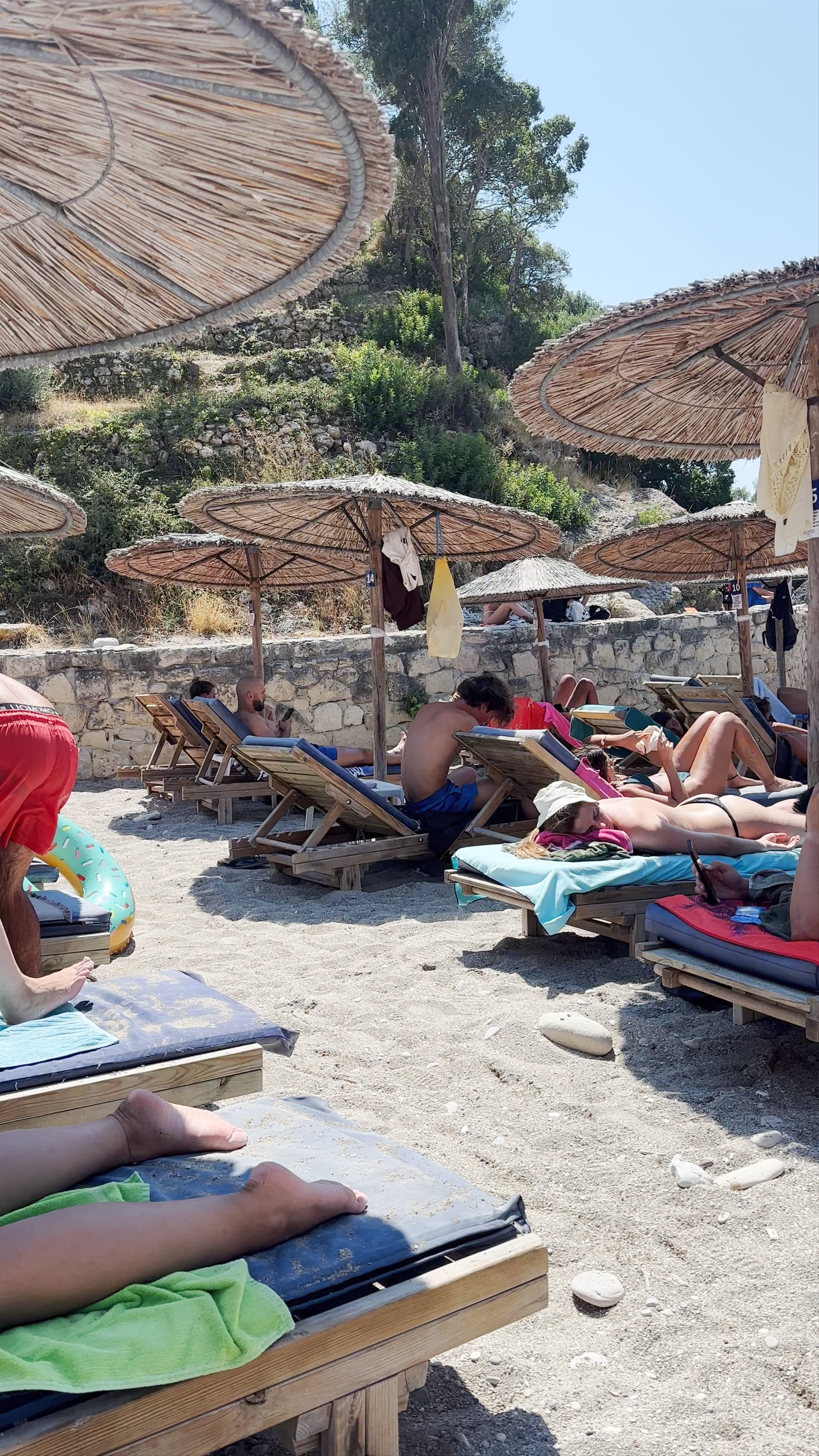 Gefyra Bar Restaurant