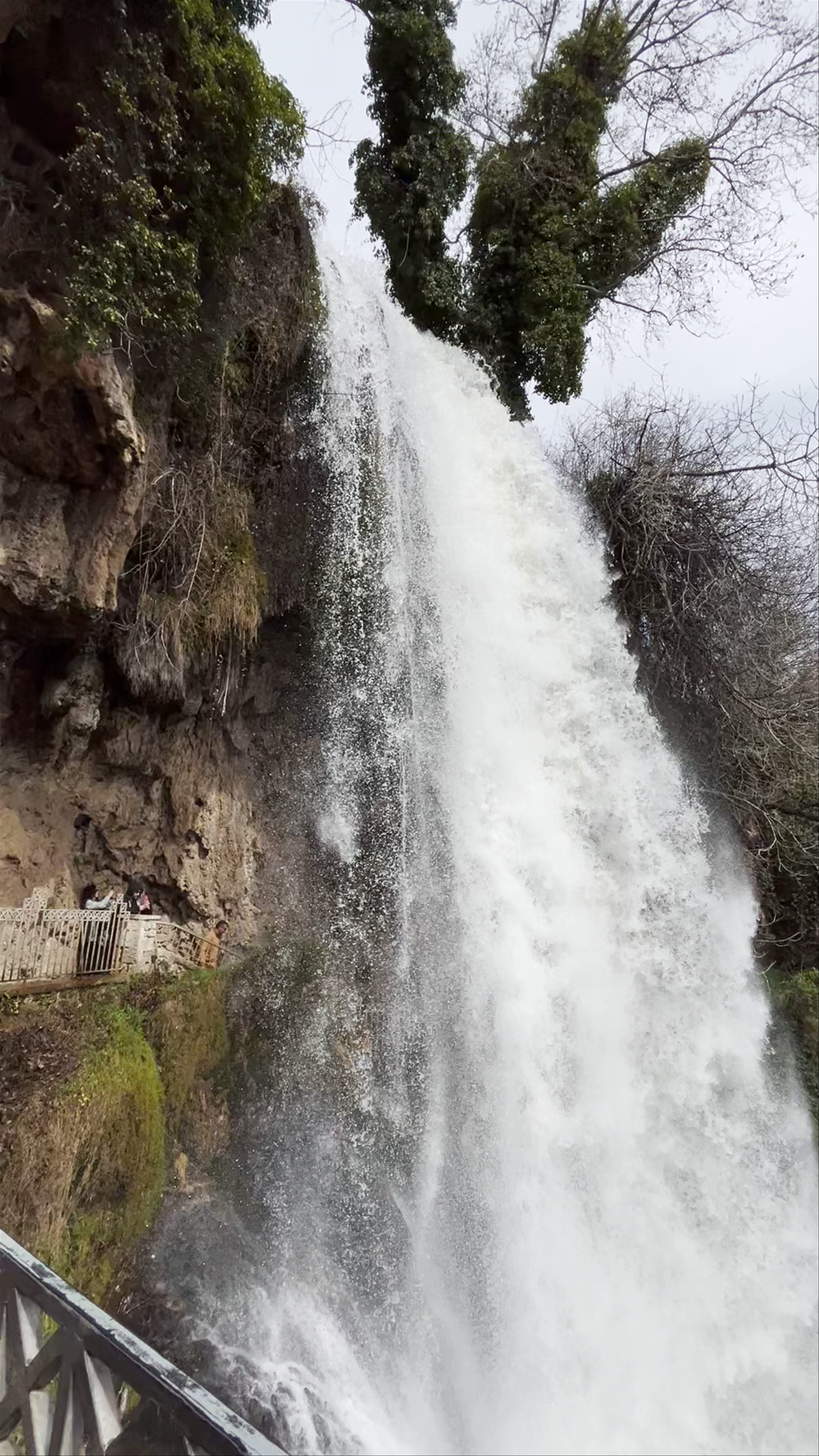 Waterfalls Cave