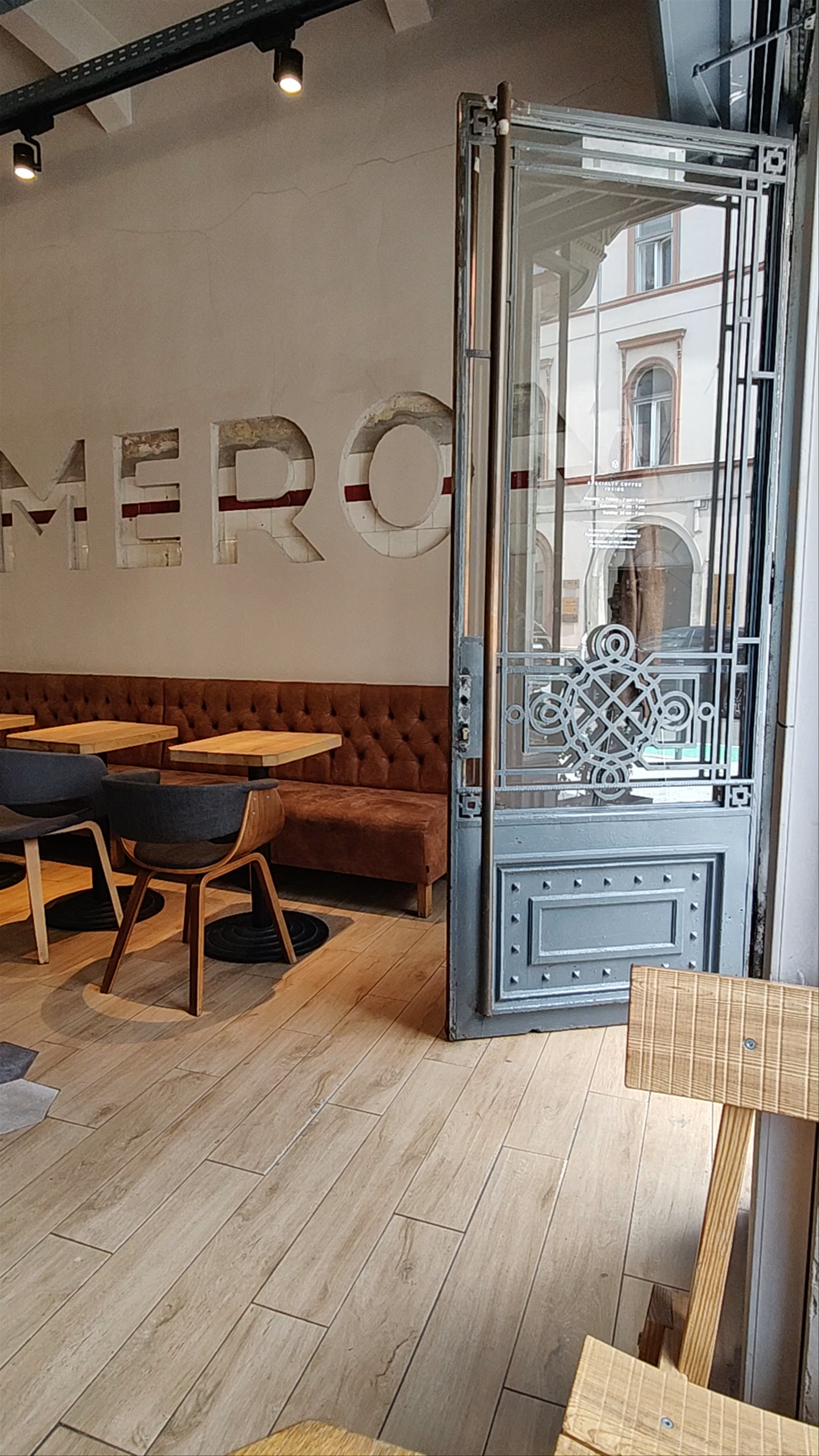 Charming Urban Café Experience in Cluj-Napoca