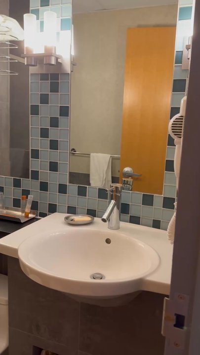 The Charlesmark Hotel - Room tour - Hotels Near Me - Boston, Massachusetts