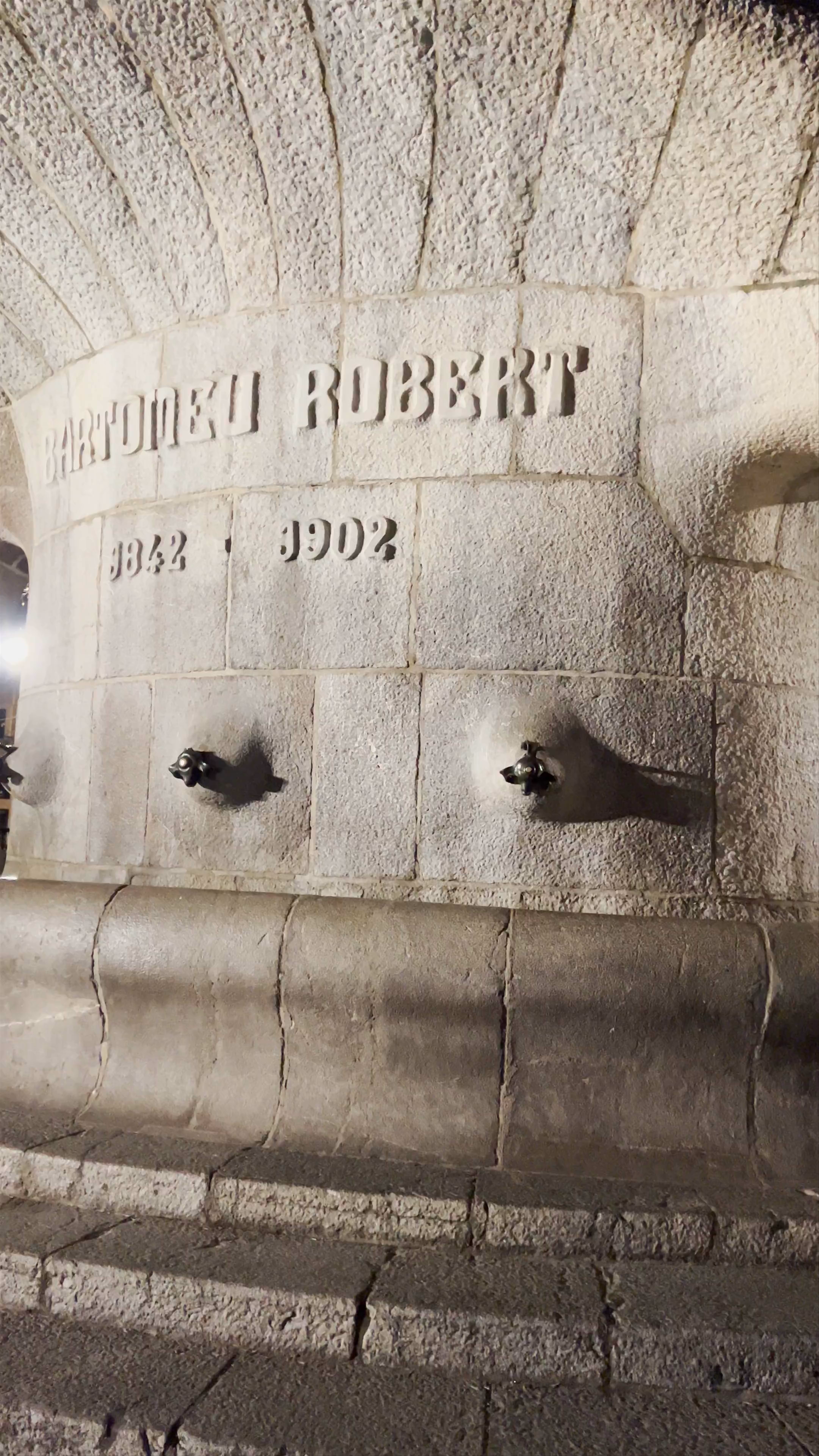 Monument al Doctor Bartomeu Robert