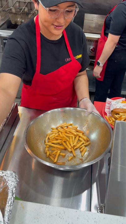 Crimson Coward - Chicken Shop Near Me - Oxon Hill, Maryland