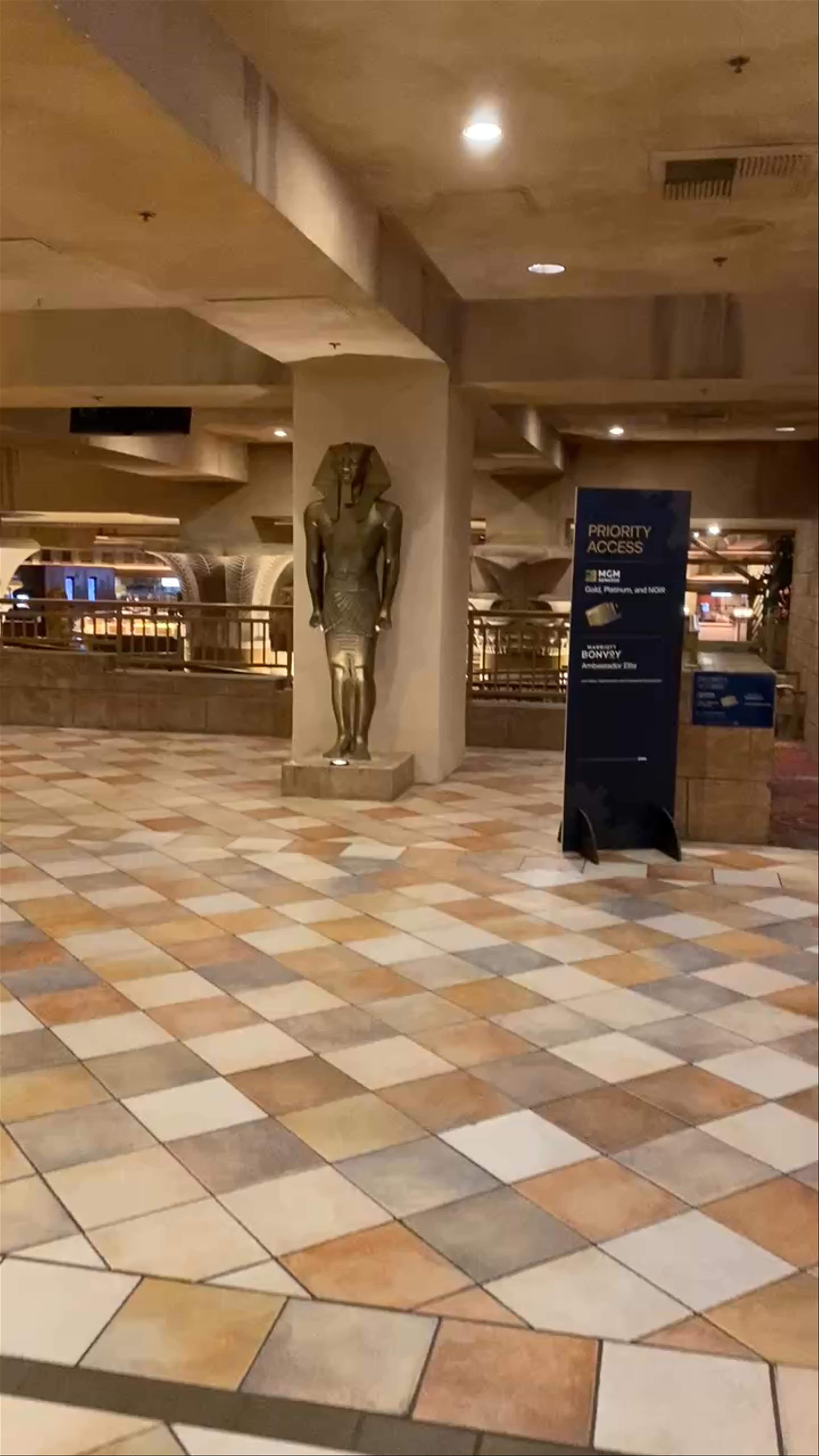 Luxor Hotel & Casino