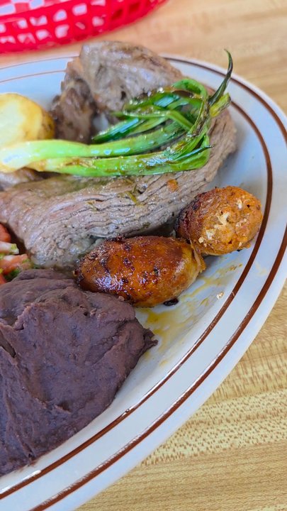 Que Chilero Restaurant - A close-up of my main entrée, the Churrasco. - Latin American Near Me - Roanoke, Virginia