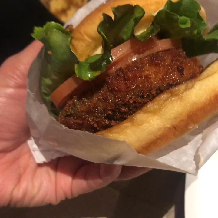 Shake Shack Century City Mall - 2nd Floor - Fast Food Near Me - Los Angeles, California