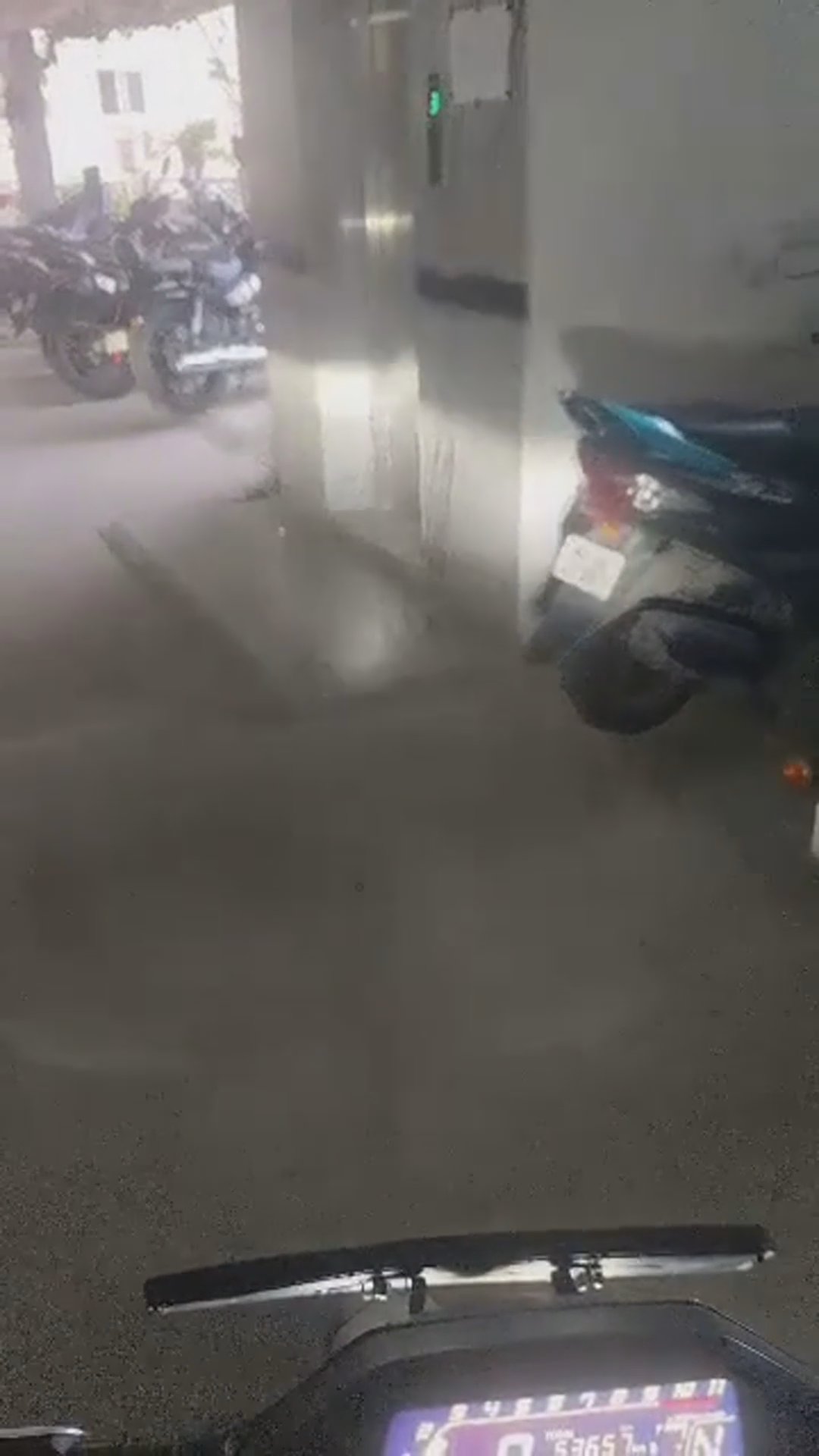 Walk-around video thumbnail
