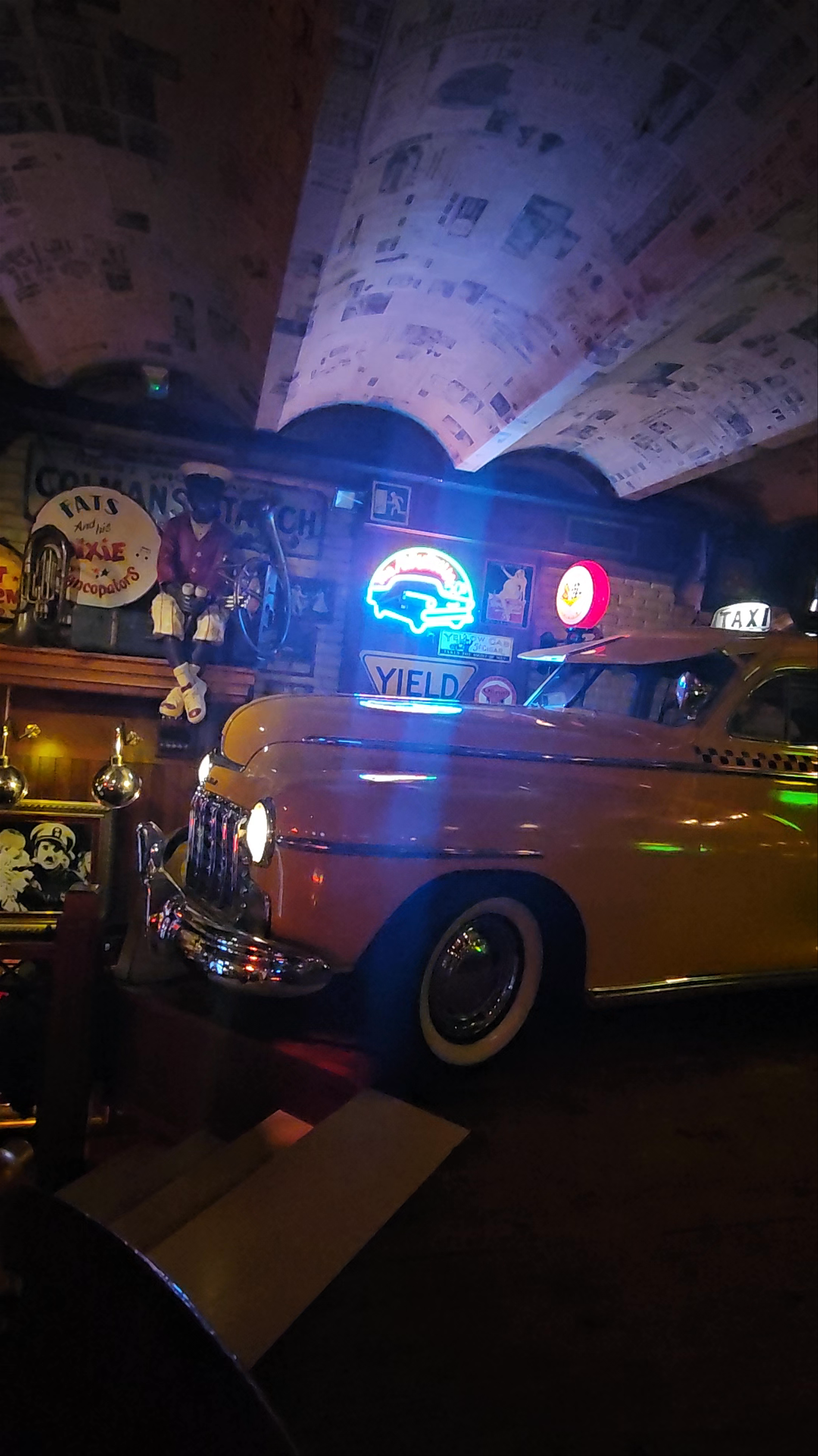 20th Century Rock: Vintage American Vibes in Vigo