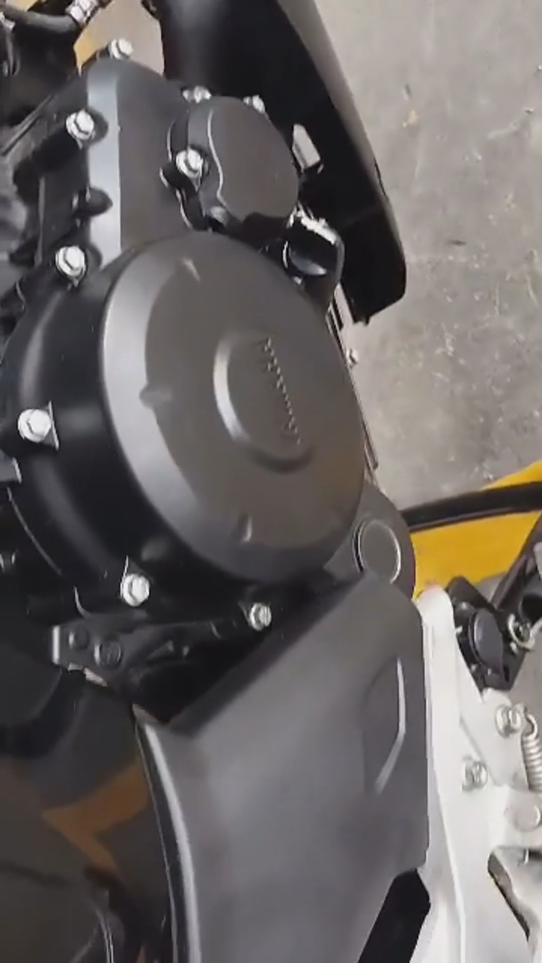 Walk-around video thumbnail