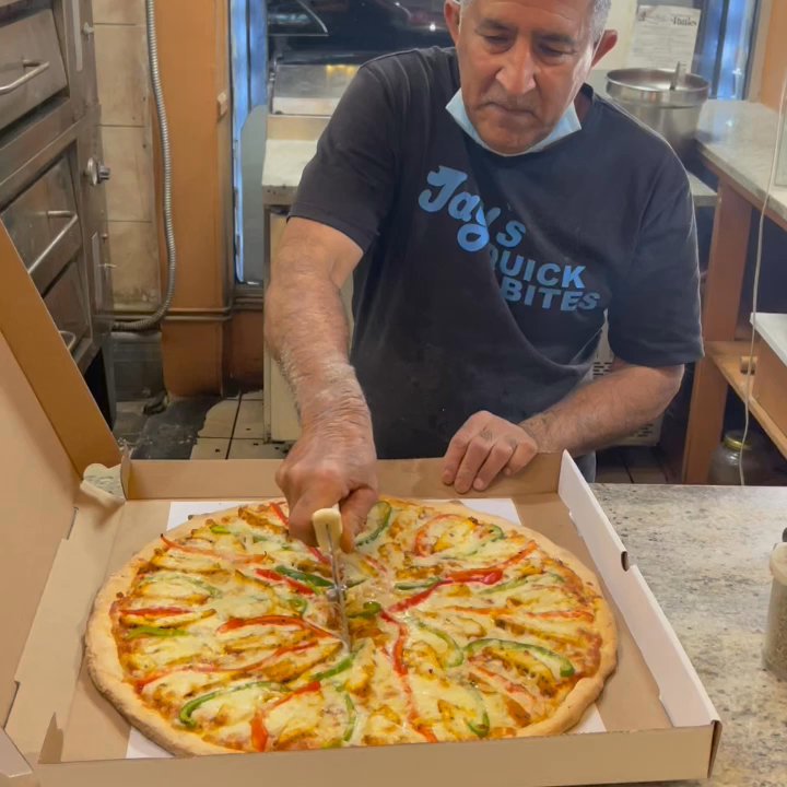 Jay's Quick Bites - Best halal chicken pizza in Brooklyn.  Cant beat the price and quality. Chef K.Chaudhry. Hit him up asap and fulfill your halal crave. - Halal Near Me - Brooklyn, New York