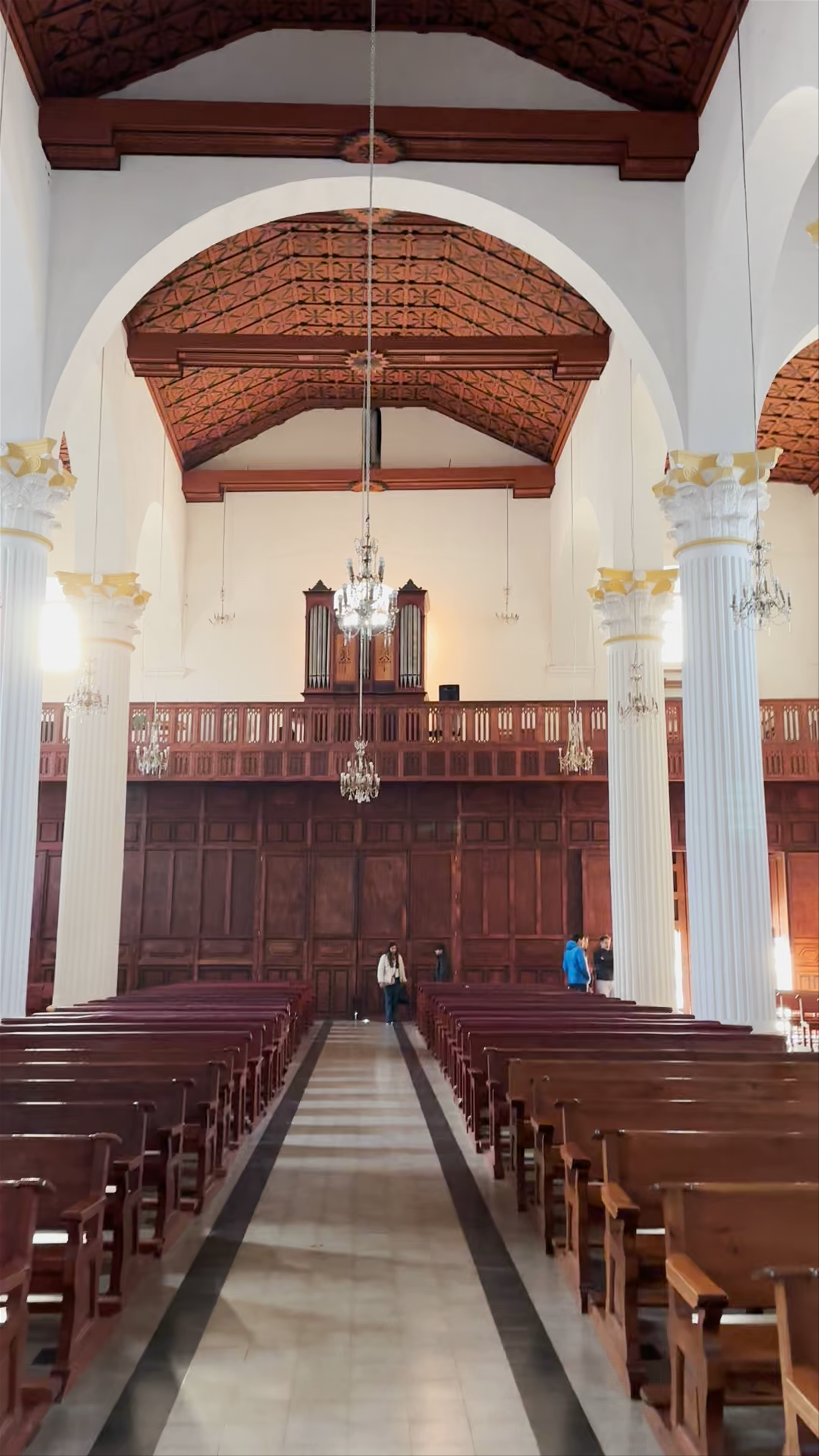Catedral de San Cristóbal Mártir: Majestic Colonial Architecture in San Cristóbal de las Casas