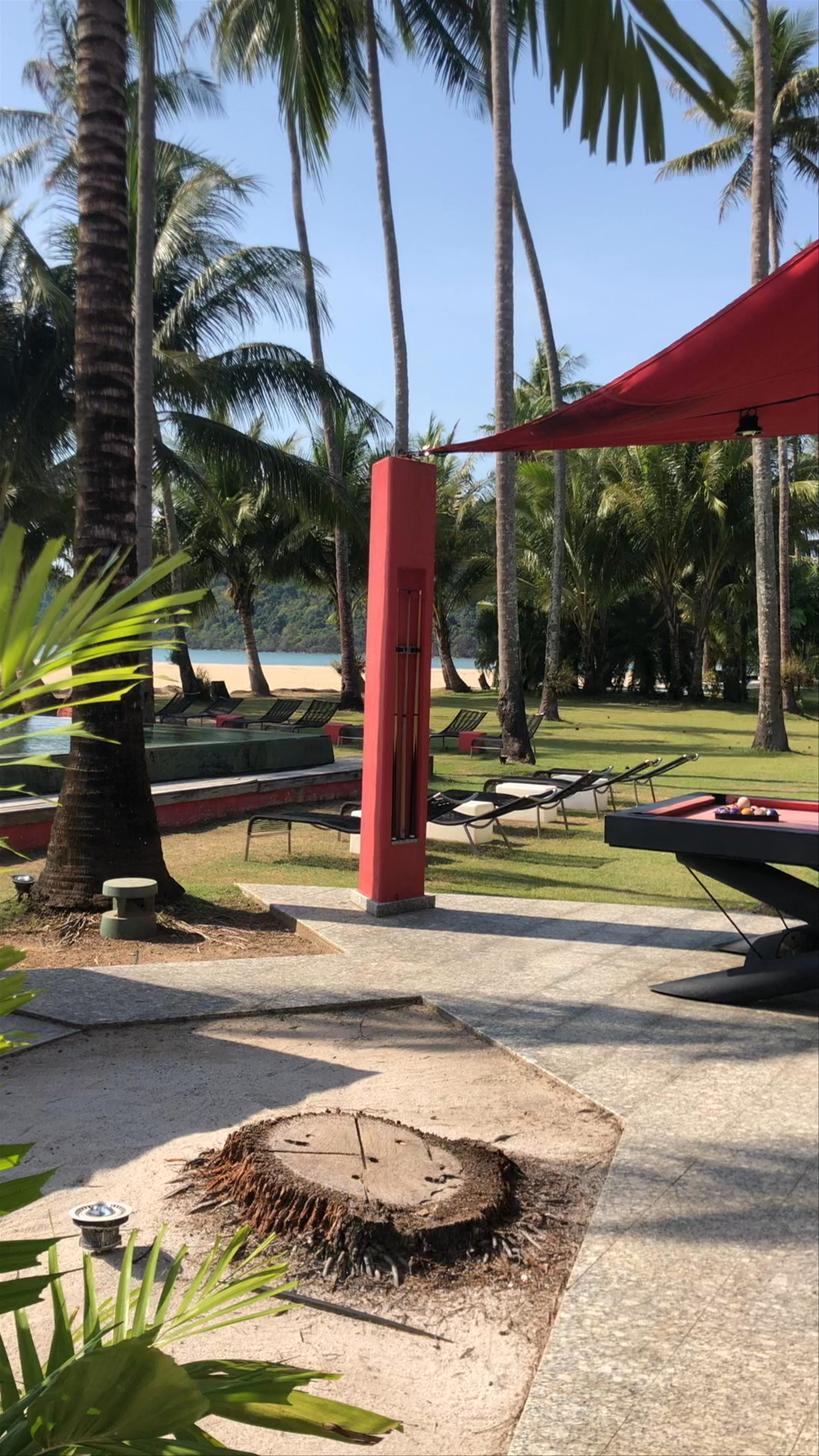 Shambhala Beach Bar & Restaurant