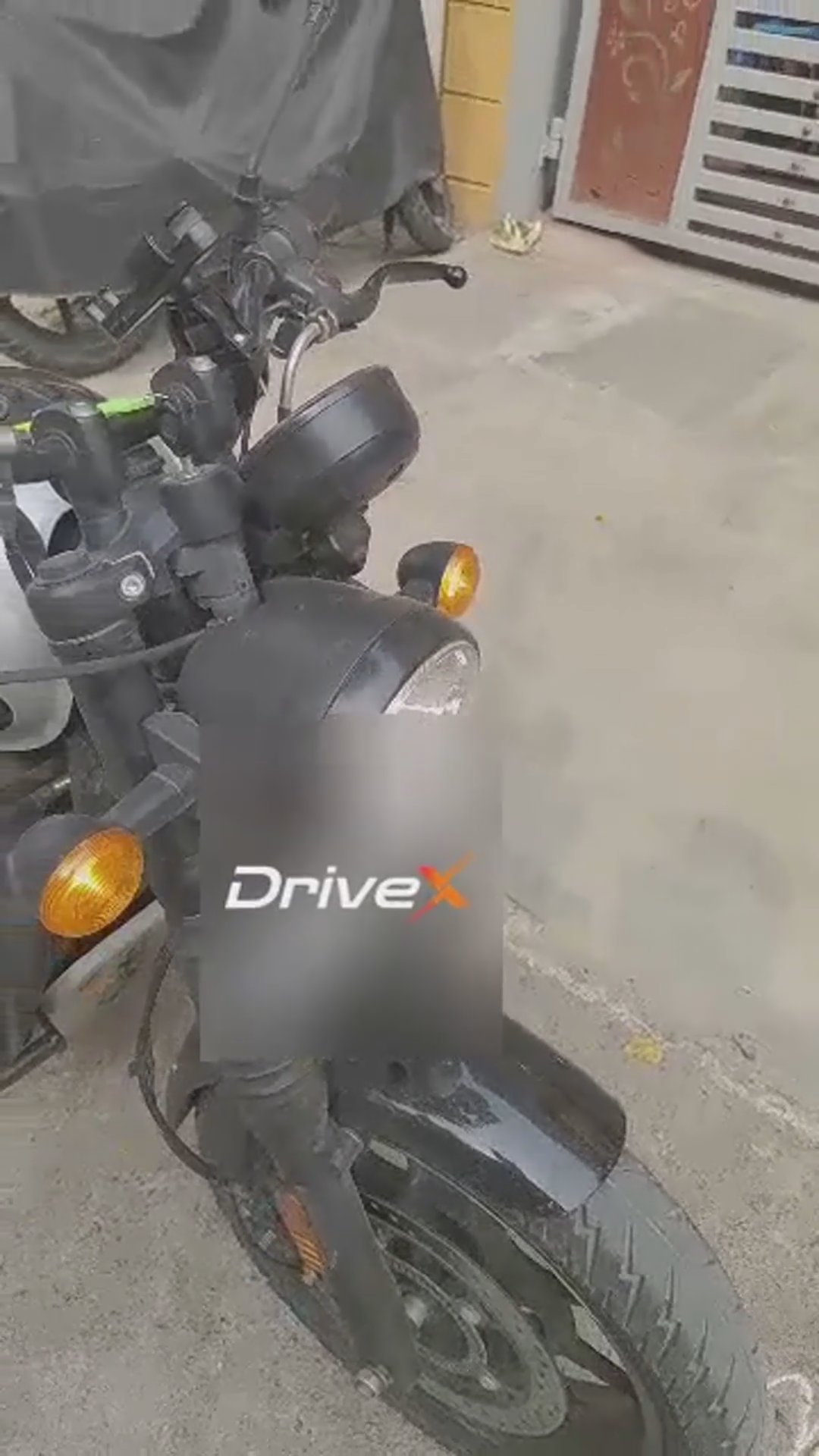 Walk-around video thumbnail