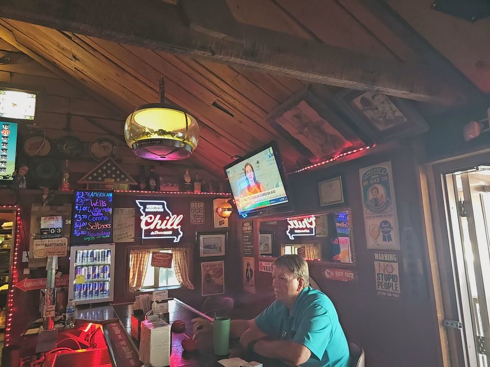Gunny's Mill - Dive Bars Near Me - Springfield, Missouri