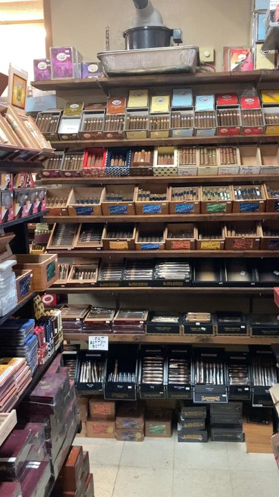 Big Dave's Cigars - Humidor - Tobacco Shops Near Me - Fort Worth, Texas
