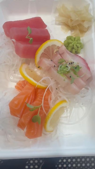 Hamachi - Sushi Bars Near Me - Charlotte, North Carolina
