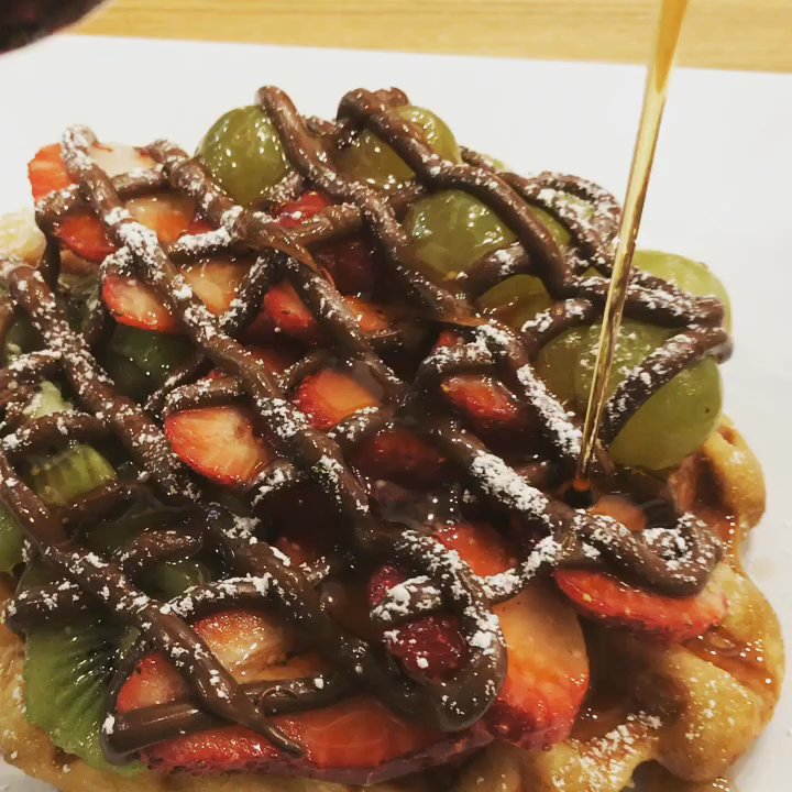 Hazel Bar - Best Nutella waffles in Guaynabo! Recommend it! - Coffee & Tea Near Me - Guaynabo, Puerto Rico