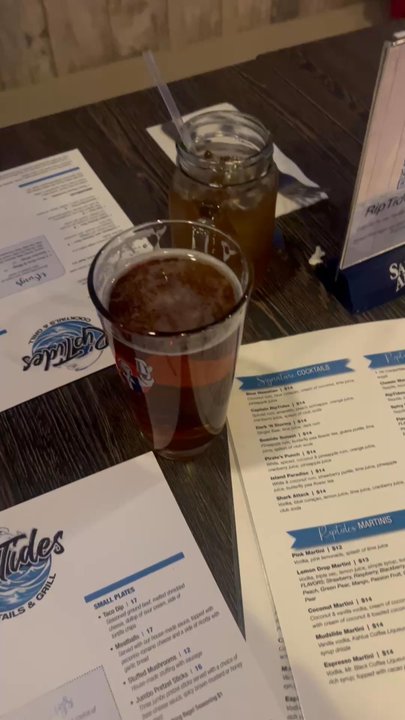 RipTides Cocktails and Grill - American Near Me - Lindenhurst, New York