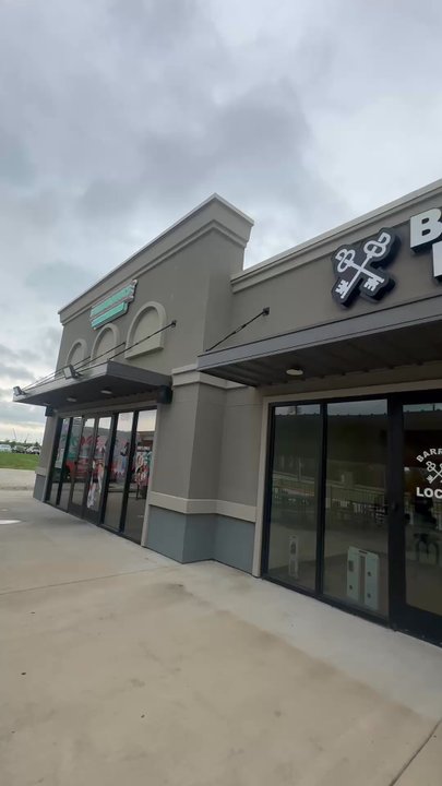 Barron Locks - Surrounding businesses. - Keys & Locksmiths Near Me - Grand Prairie, Texas