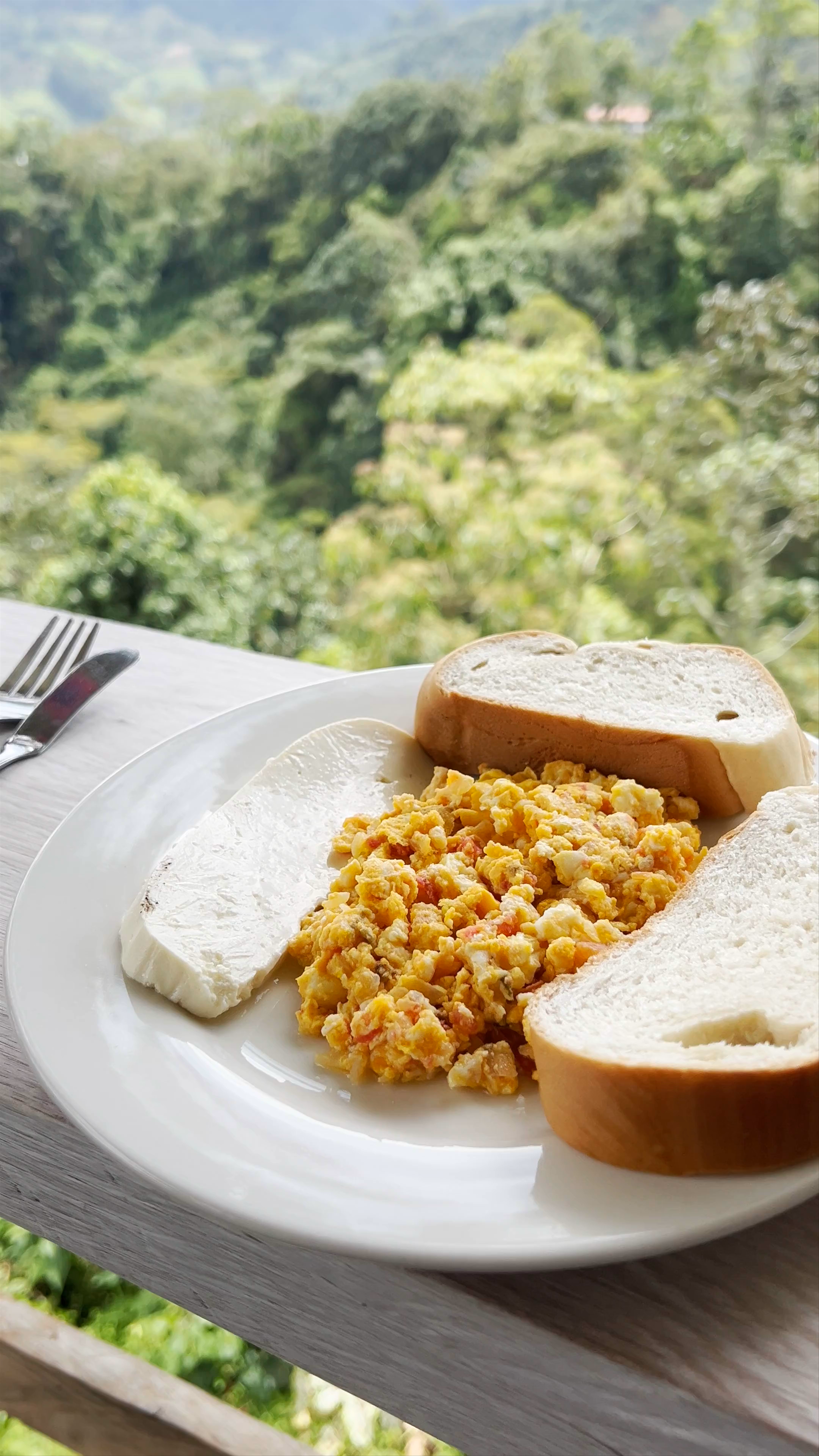 Breakfast with a View at Mirador la Herrerita, Jardín, Colombia