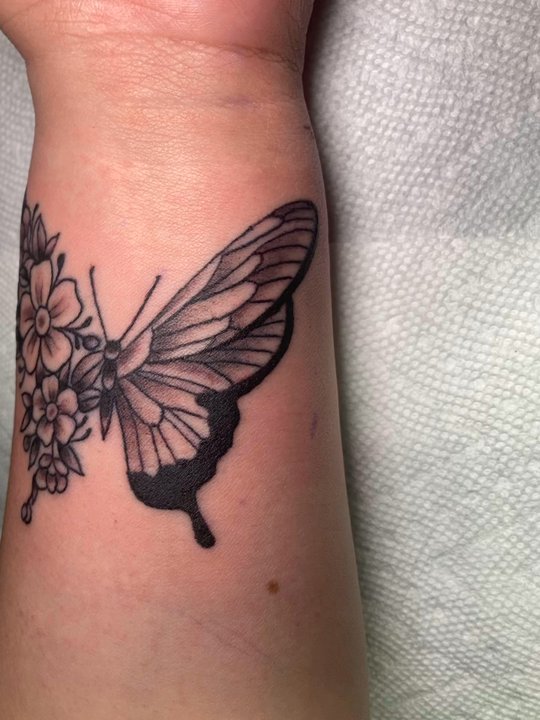 Forever Tattoo - My first tattoo ever! Done by Mirsha! I loved it! He was so nice and professional ! Cant wait for my next one! - Tattoo Near Me - Sacramento, California
